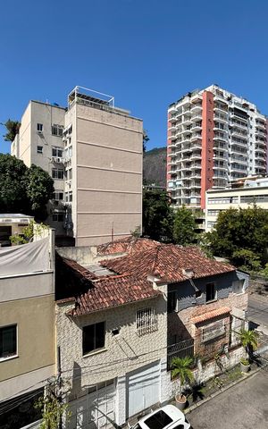 Apartamento à venda com 134m², 3 quartos e 1 vaga Apartamento à venda com 134m², 3 quartos e 1 vagaSala - vista