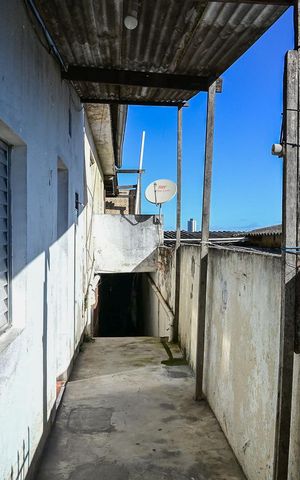 Casa à venda com 250m², 6 quartos e 4 vagasEntrada da Casa 2