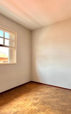 Casa à venda com 120m², 3 quartos e 2 vagasSuite