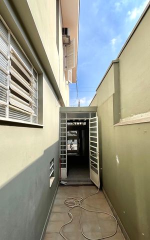 Casa à venda com 120m², 3 quartos e 2 vagasÁrea externa