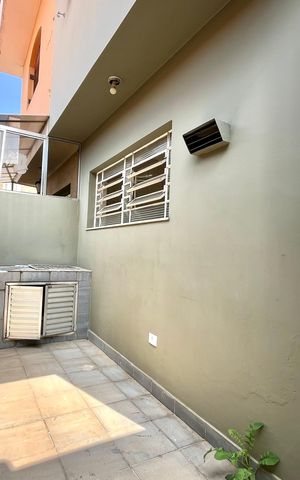 Casa à venda com 120m², 3 quartos e 2 vagasQuintal
