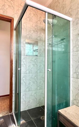 Casa à venda com 120m², 3 quartos e 2 vagasBanheiro Corredor