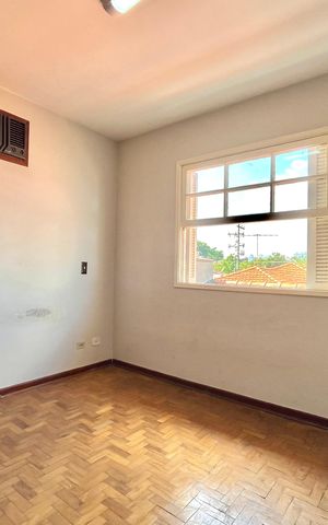 Casa à venda com 120m², 3 quartos e 2 vagasSuite