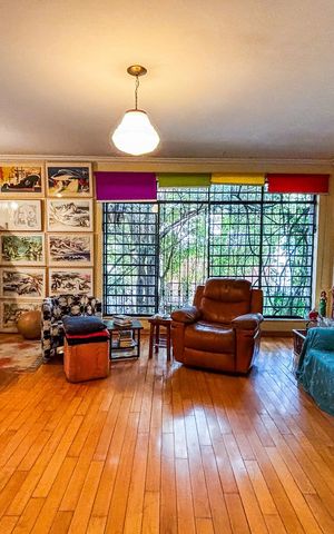 Casa à venda com 200m², 3 quartos e 3 vagas