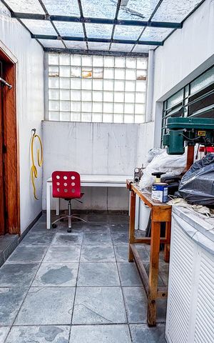 Casa à venda com 200m², 3 quartos e 3 vagas
