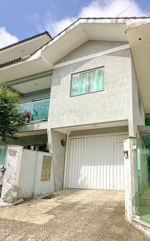 Apartamento para alugar com 140m², 1 quarto e 1 vagaPlaquinha