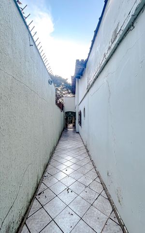 Casa à venda com 248m², 3 quartos e 3 vagasÁrea externa