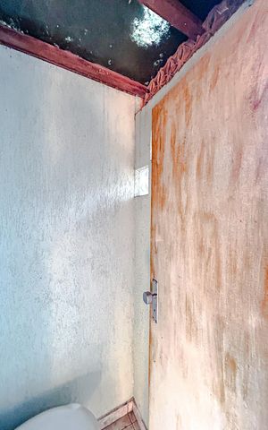 Casa à venda com 248m², 3 quartos e 3 vagasBanheiro 3