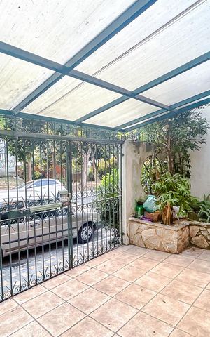 Casa à venda com 248m², 3 quartos e 3 vagasGaragem