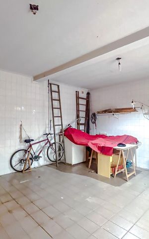 Casa à venda com 248m², 3 quartos e 3 vagasGaragem