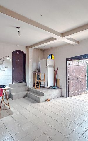 Casa à venda com 248m², 3 quartos e 3 vagasGaragem