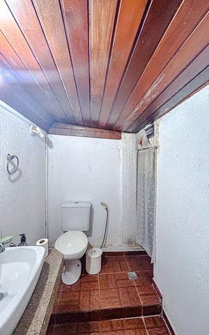 Casa à venda com 248m², 3 quartos e 3 vagasBanheiro 2