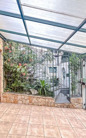 Casa à venda com 248m², 3 quartos e 3 vagasGaragem