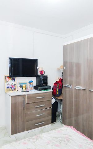 Casa para alugar com 100m², 2 quartos e 2 vagasQuarto 1