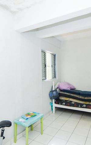 Casa para alugar com 100m², 2 quartos e 2 vagasQuarto 2