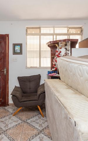 Casa à venda com 241m², 6 quartos e 3 vagasSala - Casa 1
