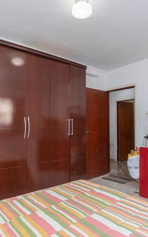 Casa à venda com 241m², 6 quartos e 3 vagasQuarto 1- Casa 1