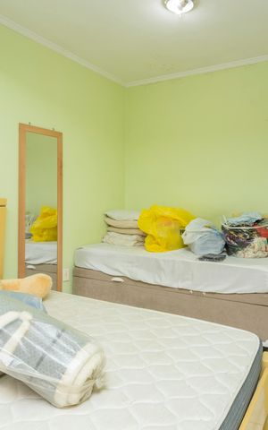 Casa à venda com 241m², 6 quartos e 3 vagasQuarto - Casa 2