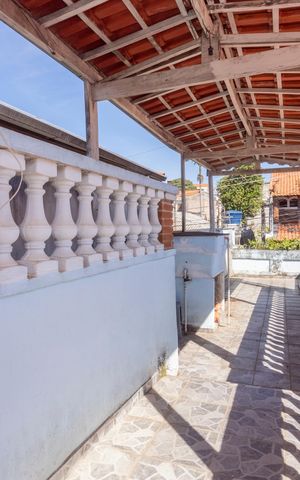 Casa à venda com 241m², 6 quartos e 3 vagasVaranda