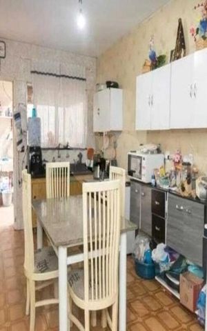 Casa à venda com 160m², 4 quartos e 2 vagas