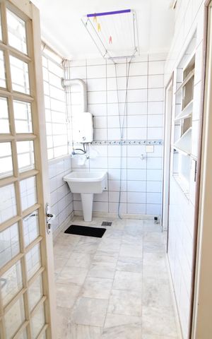 Apartamento à venda com 132m², 2 quartos e 1 vagaÁrea de Serviço