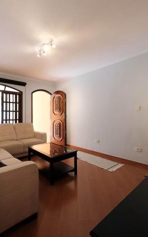 Casa à venda com 100m², 2 quartos e 1 vagaSala