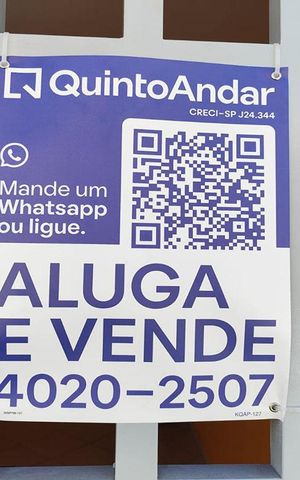 Casa à venda com 100m², 2 quartos e 1 vaga Casa à venda com 100m², 2 quartos e 1 vagaFachada