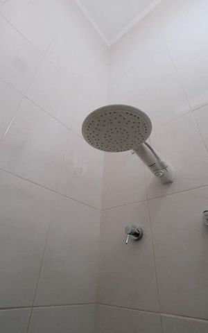 Casa à venda com 100m², 2 quartos e 1 vagaBanheiro 1