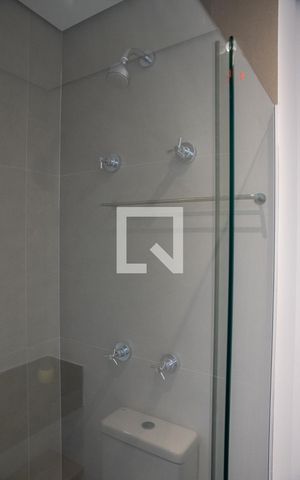 Apartamento para alugar com 17m², 1 quarto e sem vaga Apartamento para alugar com 17m², 1 quarto e sem vagaBanheiro