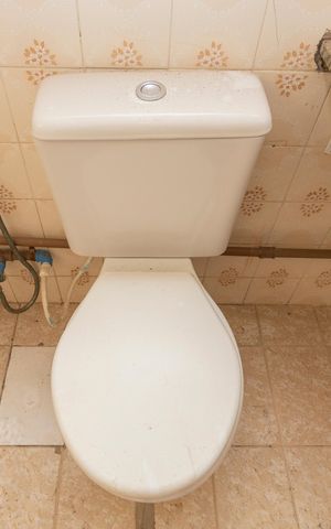 Casa à venda com 125m², 4 quartos e 2 vagasBanheiro 4