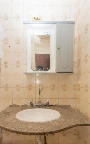 Casa à venda com 125m², 4 quartos e 2 vagasBanheiro 4