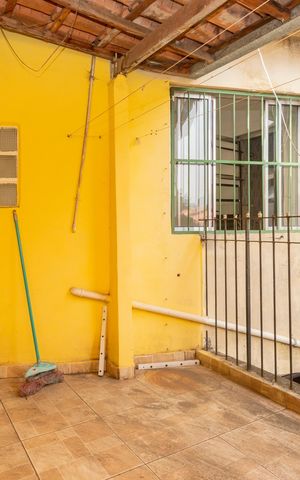Casa à venda com 125m², 4 quartos e 2 vagasÁrea de Serviço 2