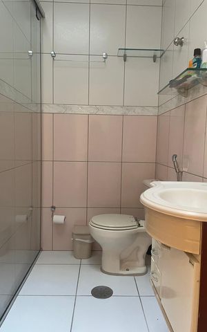 Casa à venda com 110m², 2 quartos e 1 vaga Casa à venda com 110m², 2 quartos e 1 vagaBanheiro
