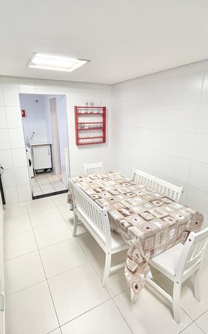 Casa à venda com 134m², 3 quartos e 2 vagas Casa à venda com 134m², 3 quartos e 2 vagasCozinha