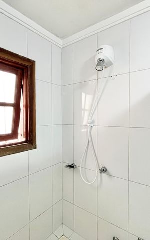 Casa à venda com 134m², 3 quartos e 2 vagas Casa à venda com 134m², 3 quartos e 2 vagasBanheiro da Suíte