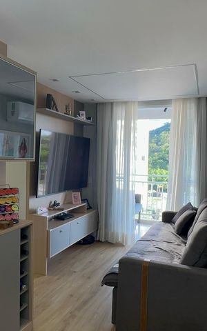 Apartamento à venda com 60m², 3 quartos e 1 vaga Apartamento à venda com 60m², 3 quartos e 1 vagaSala