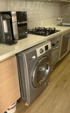 Apartamento à venda com 60m², 3 quartos e 1 vaga Apartamento à venda com 60m², 3 quartos e 1 vagaÁrea de Serviço