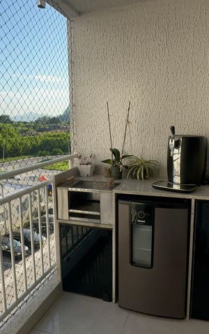 Apartamento à venda com 60m², 3 quartos e 1 vaga Apartamento à venda com 60m², 3 quartos e 1 vagaVaranda