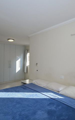 Casa de condomínio à venda com 128m², 2 quartos e 2 vagasSuíte