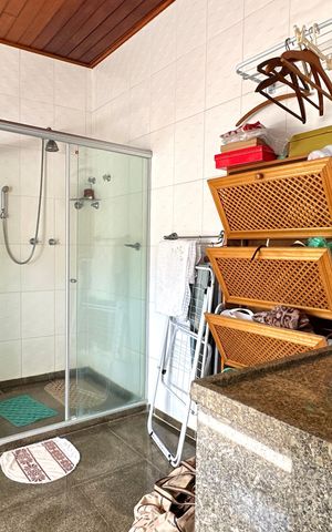 Apartamento à venda com 241m², 4 quartos e 2 vagas