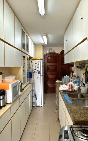 Apartamento à venda com 241m², 4 quartos e 2 vagas