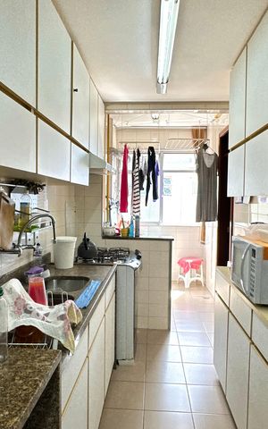 Apartamento à venda com 241m², 4 quartos e 2 vagas