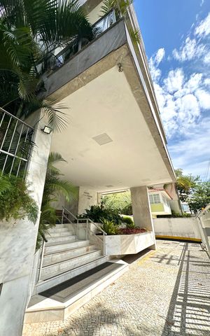 Apartamento à venda com 241m², 4 quartos e 2 vagas