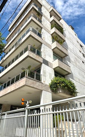 Apartamento à venda com 241m², 4 quartos e 2 vagas