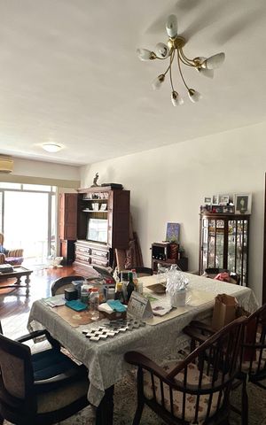 Apartamento à venda com 241m², 4 quartos e 2 vagas