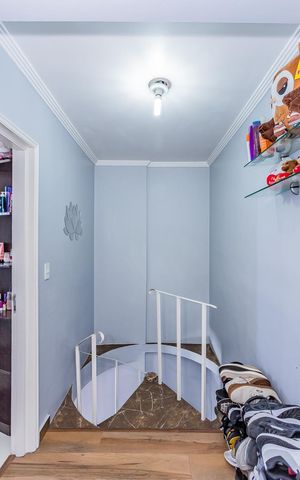 Apartamento à venda com 60m², 2 quartos e 1 vaga Apartamento à venda com 60m², 2 quartos e 1 vagaHall dos quartos