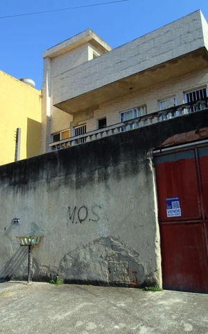 Casa à venda com 75m², 2 quartos e 1 vagaFachada da casa