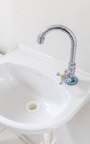 Apartamento para alugar com 42m², 2 quartos e sem vaga Apartamento para alugar com 42m², 2 quartos e sem vagaBanheiro