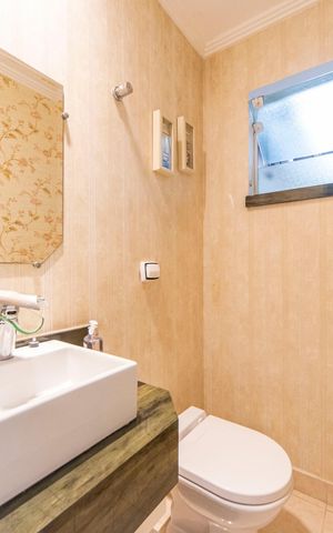 Casa à venda com 189m², 3 quartos e 4 vagasLavabo