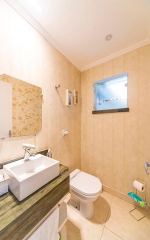 Casa à venda com 189m², 3 quartos e 4 vagasLavabo